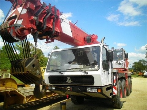 Cranes Grove GMK4070