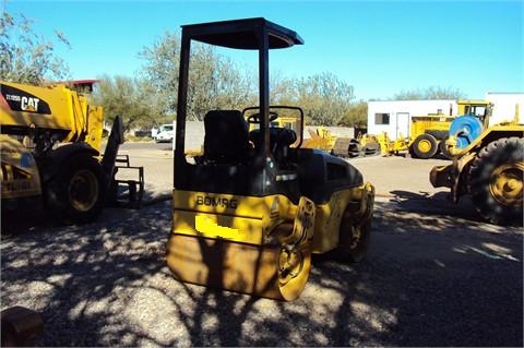 Compactadora Vibratoria Bomag BW120AD