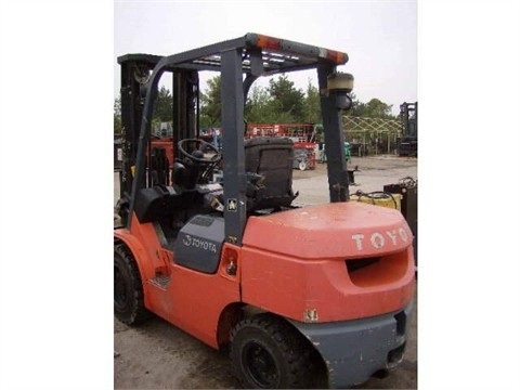 Montacargas Toyota 7FGU30  usada de importacion Ref.: 1384023366852215 No. 2