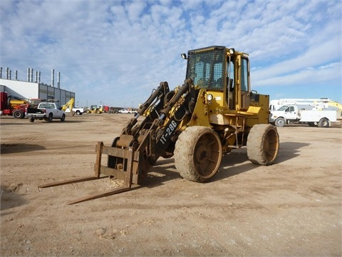 Wheel Loaders Caterpillar IT28B