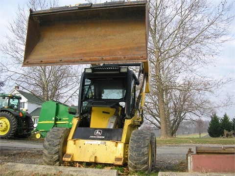 Minicargadores Deere 320