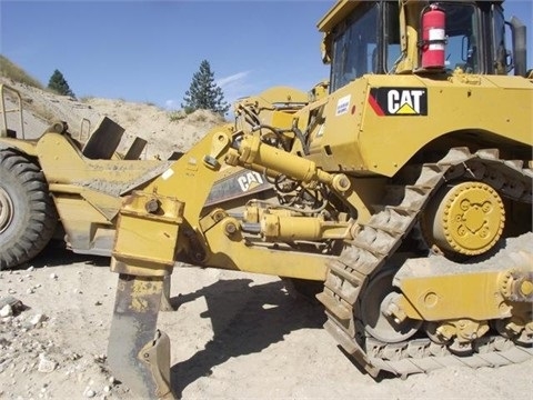 Dozers/tracks Caterpillar D8T