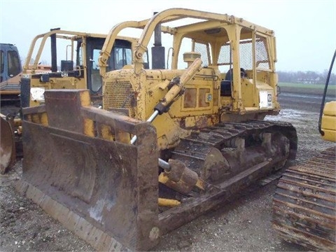 Tractores Sobre Orugas Caterpillar D6D