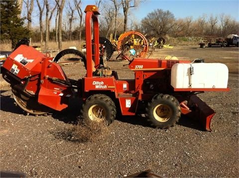 Zanjadora Ditch Witch RT40