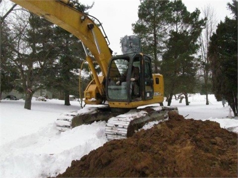 Hydraulic Excavator Deere 225C