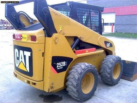 Miniloaders Caterpillar 252B