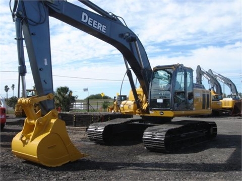  Deere 240D usada a buen precio Ref.: 1389728161834426 No. 2