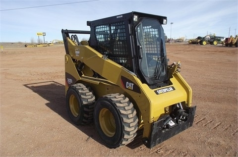 Miniloaders Caterpillar 242B
