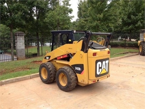 Miniloaders Caterpillar 242B