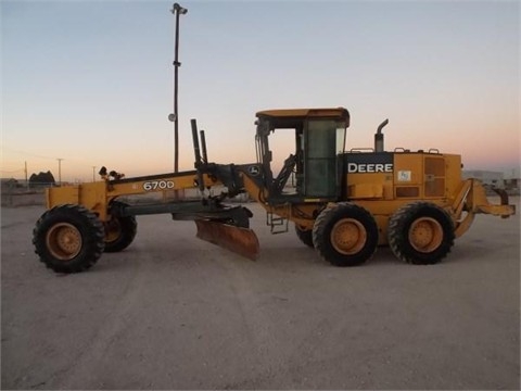 Motor Graders Deere 670D