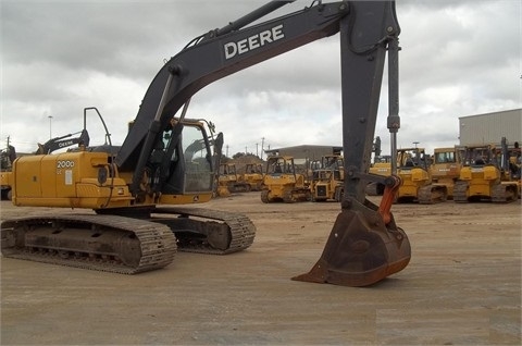 Hydraulic Excavator Deere 200D