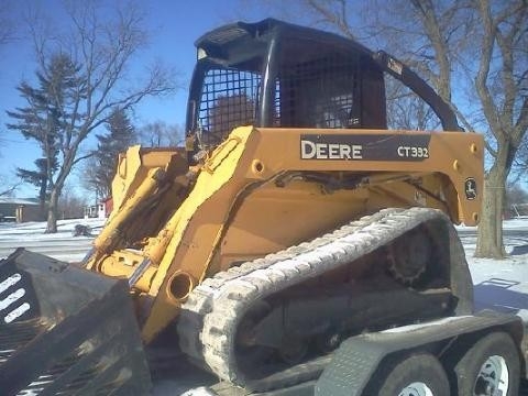 Miniloaders Deere CT332