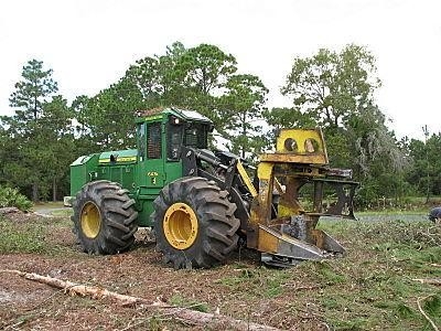 Forest Machines Deere 643