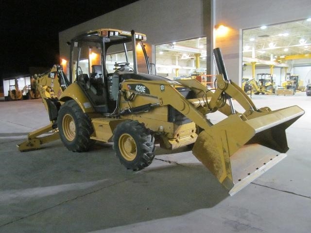 Backhoe Loaders Caterpillar 420E