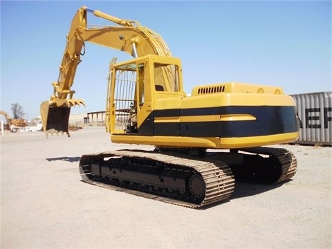  Caterpillar 322BL en buenas condiciones Ref.: 1394422773269771 No. 4