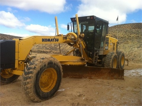 Motoconformadoras Komatsu GD655
