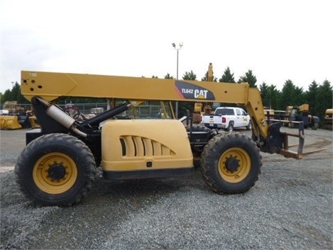 Telehandler Caterpillar TL642