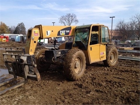 Telehandler Caterpillar TL642