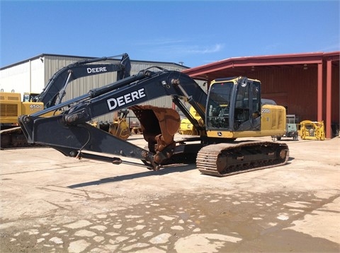 Hydraulic Excavator Deere 200D