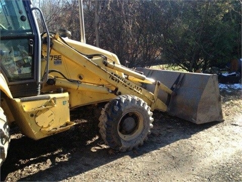 venta retroexcavadora NEW HOLLAND 575E seminueva Ref.: 1396968461035155 No. 4