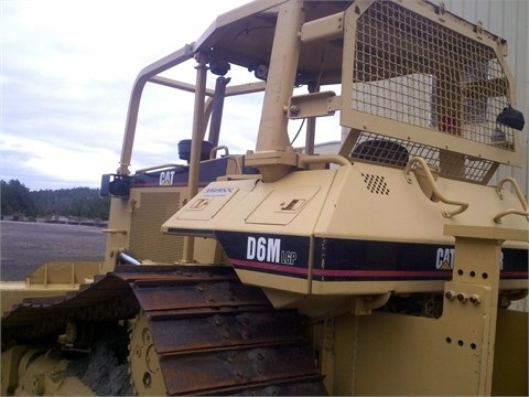 Dozers/tracks Caterpillar D6M