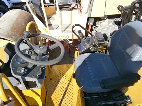 Vibratory Compactors Caterpillar CB34