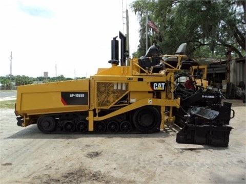 Pavers Caterpillar AP-1055D