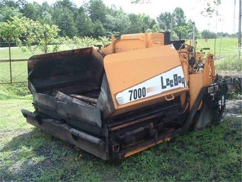 Pavers Leeboy L7000T