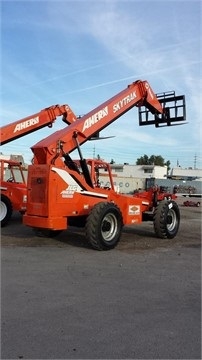 Telehandler Sky Trak 8042