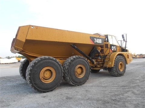 Off Road Truck Caterpillar 740