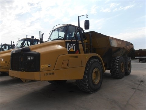 Off Road Truck Caterpillar 740