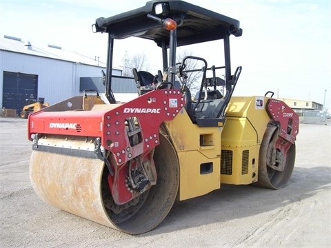 Compactadora Vibratoria Dynapac CC424
