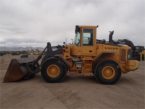 VOLVO L90E de medio uso en venta Ref.: 1402358395189349 No. 2