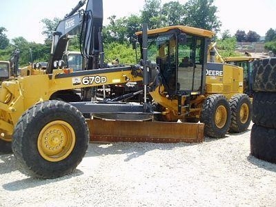 Motoconformadoras Deere 670D