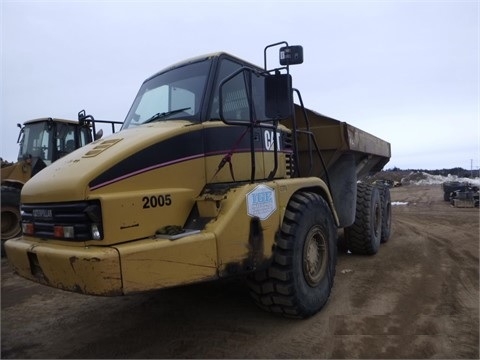 Off Road Truck Caterpillar 725