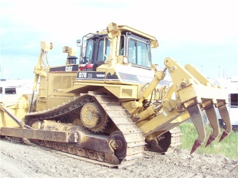 Caterpillar D7R de medio uso en venta en PerÃº - remate Ref.: 1405971625464842 No. 2