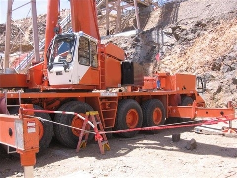 Cranes Grove GMK5175