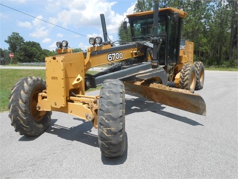  Deere 670D de bajo costo Ref.: 1406753212370881 No. 3