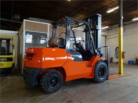 Montacargas Toyota 7FGAU50
