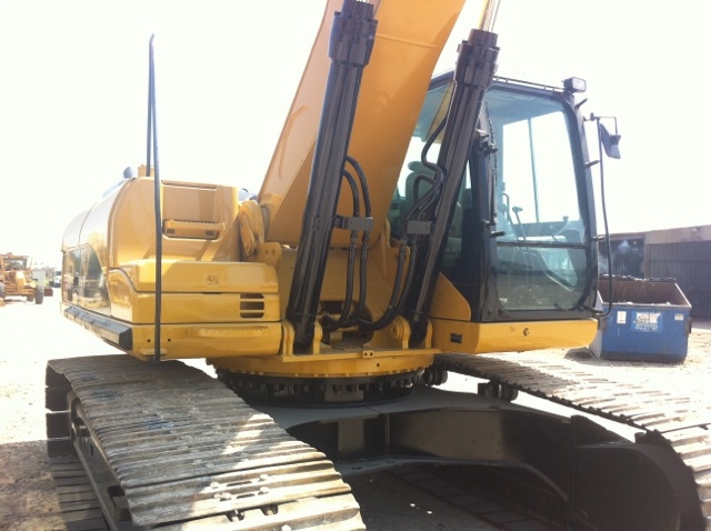 Hydraulic Excavator Caterpillar 330DL