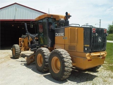  Deere 770G de medio uso en venta Ref.: 1407963389185963 No. 2