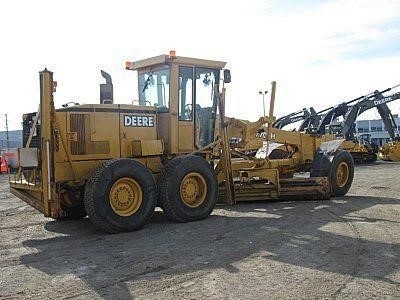  Deere 770CH de medio uso en venta Ref.: 1408113224454591 No. 3