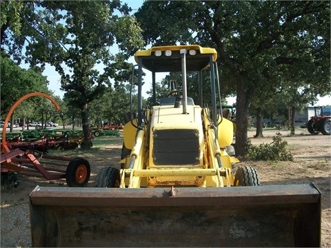  New Holland LB75B seminueva en venta Ref.: 1409930336794268 No. 2