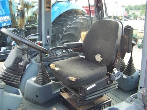 New Holland 555E usada en buen estado Ref.: 1410029788538814 No. 2