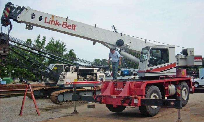 Cranes Link-belt RTC-8030