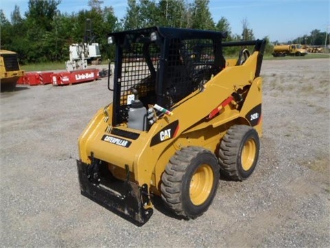 Miniloaders Caterpillar 242B