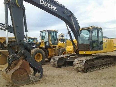 Hydraulic Excavator Deere 200D