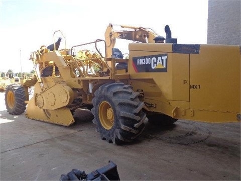 Recuperadores De Caminos Caterpillar RM300 de medio uso en venta Ref.: 1413327246622390 No. 2
