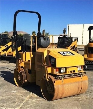 Vibratory Compactors Caterpillar CB24