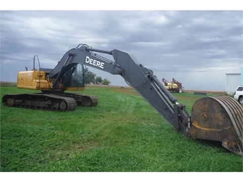 Hydraulic Excavator Deere 240D